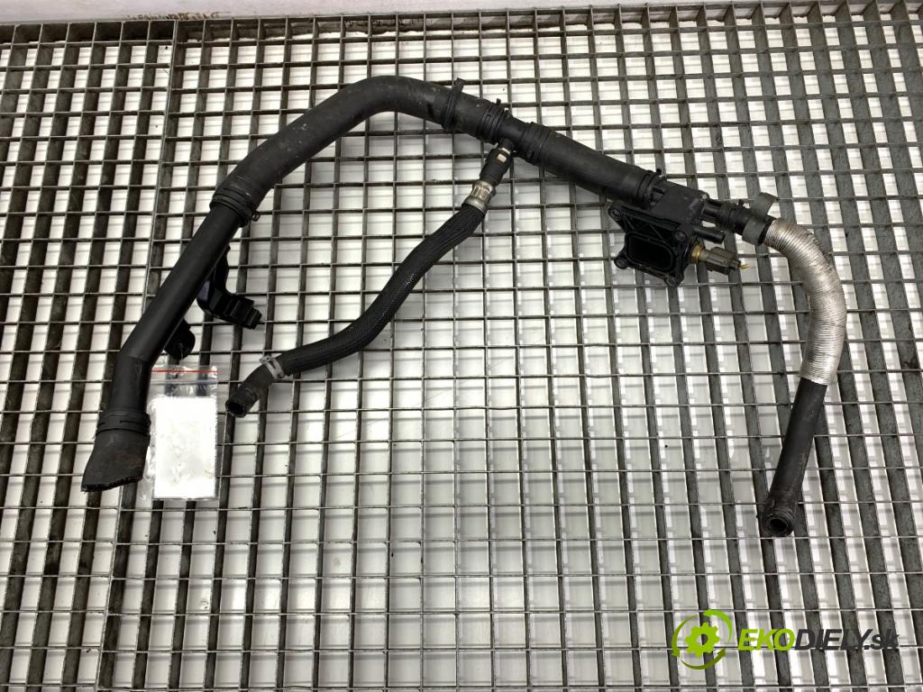 JAGUAR XF I sedan 2014 177 kW 2.0 1999 rozdělovač vody CX23-8B274-EC