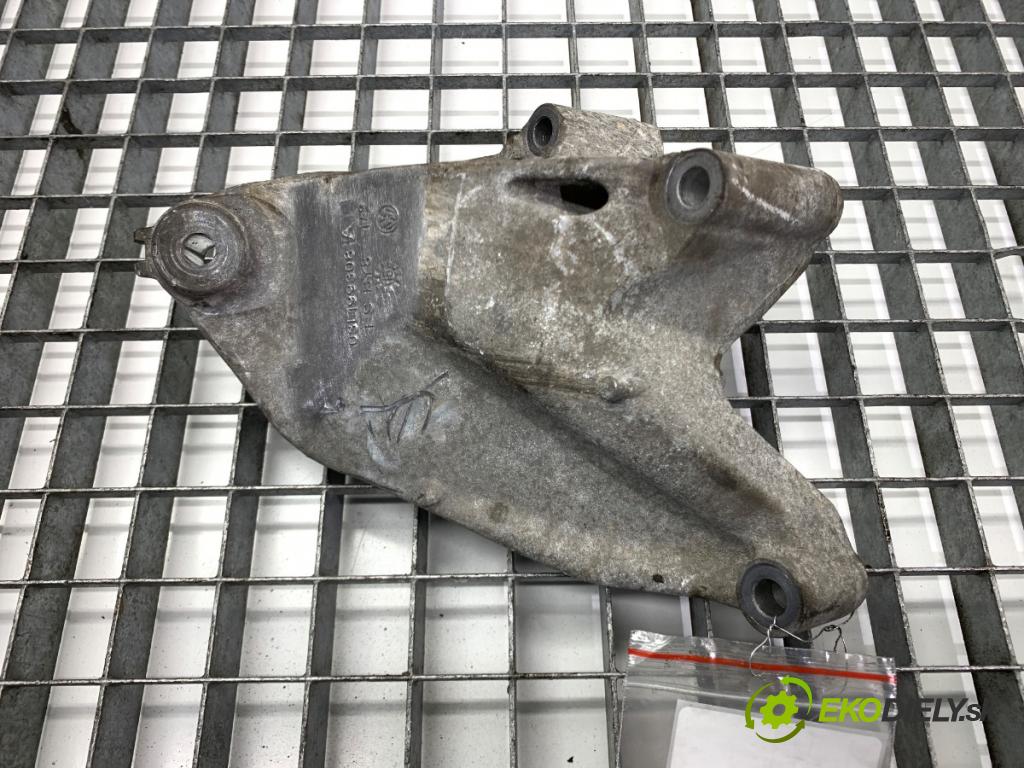 VW CRAFTER 30 50 Platforma / podwozie 2015 80 kW 2.0 TDI 1968 Držiak Motor 03L199308A