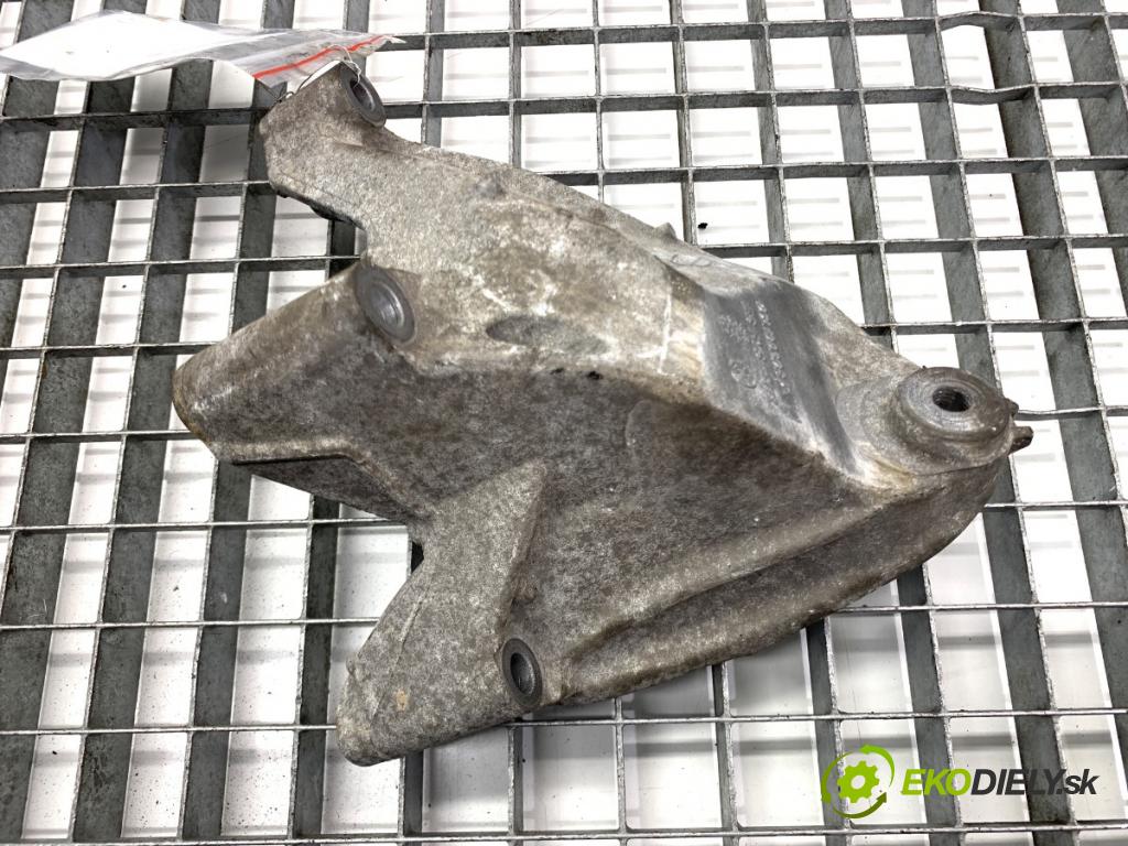 VW CRAFTER 30 50 Platforma / podwozie 2015 80 kW 2.0 TDI 1968 Držiak Motor 03L199308A