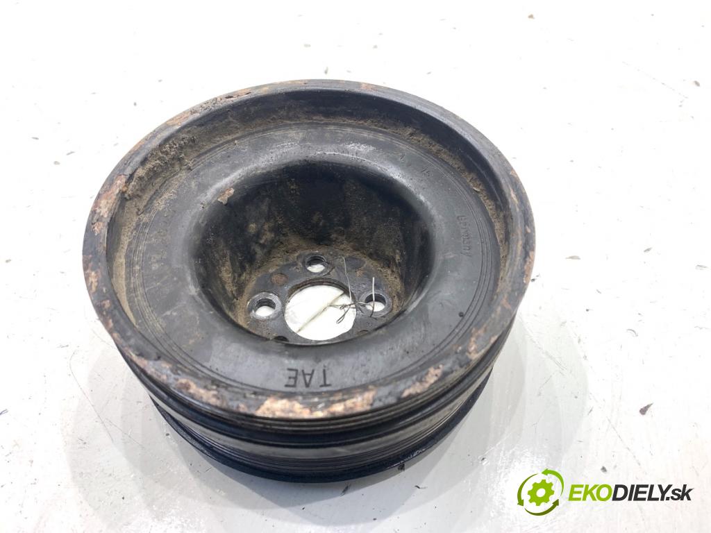 VW CRAFTER 30 50 Platforma / podwozie 2015 80 kW 2.0 TDI 1968 koleso kolesová hriadeľa 03L105243 (Remenica)