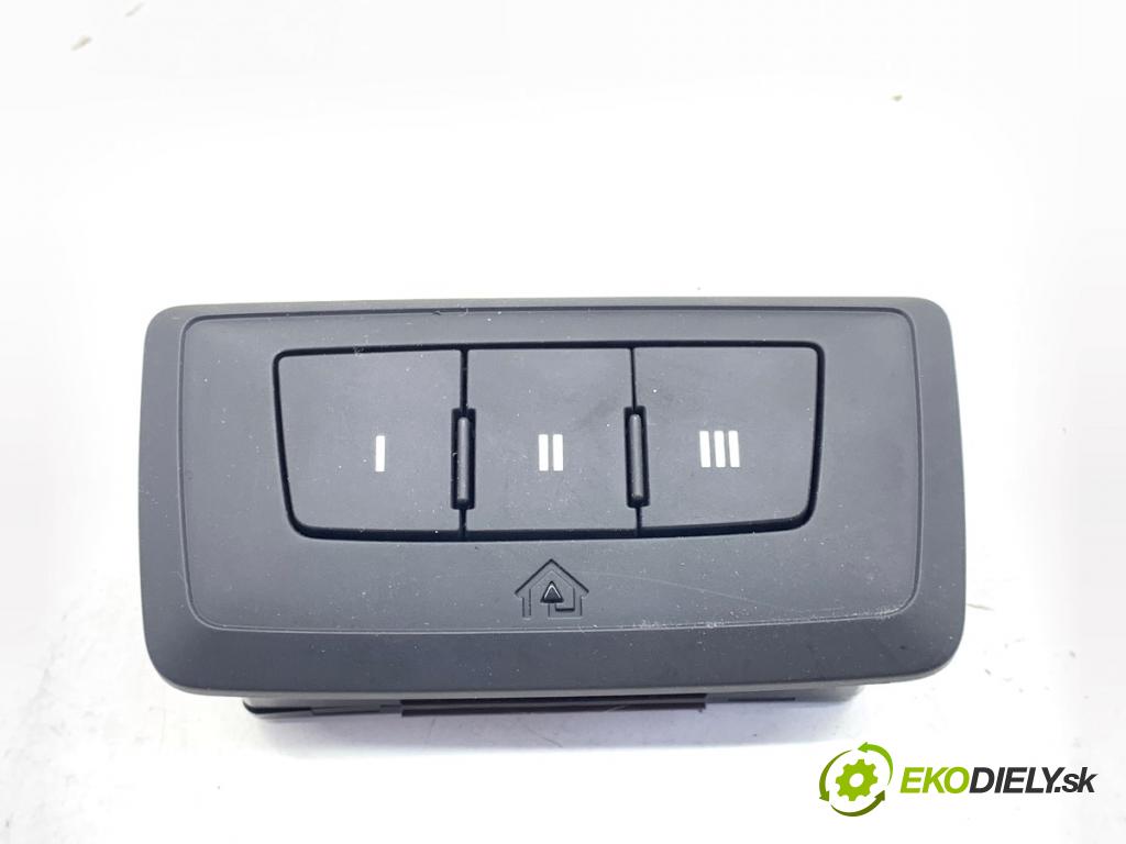 AUDI A3 8V sedan 2016 140 kW 2.0 TFSI quattro 1984 modul BRÁNY: 8V5063706