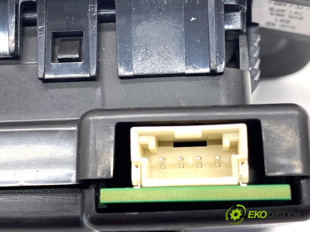 AUDI A3 8V sedan 2016 140 kW 2.0 TFSI quattro 1984 Modul BRÁNY: 8V5063706