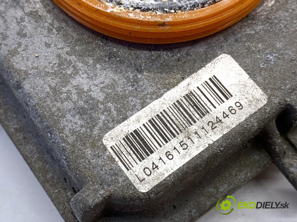 AUDI A3 8V sedan 2016 140 kW 2.0 TFSI quattro 1984 měnič XENON 4G0907397R (Řídící jednotka xenonu)