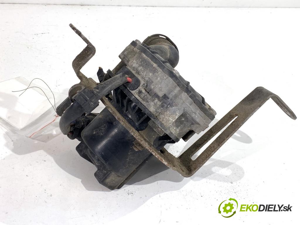 AUDI A3 8V sedan 2016 140 kW 2.0 TFSI quattro 1984 Pumpa vzduchu sekundárneho 04E959231A (Ohrievanie, ventilácia ostatné)