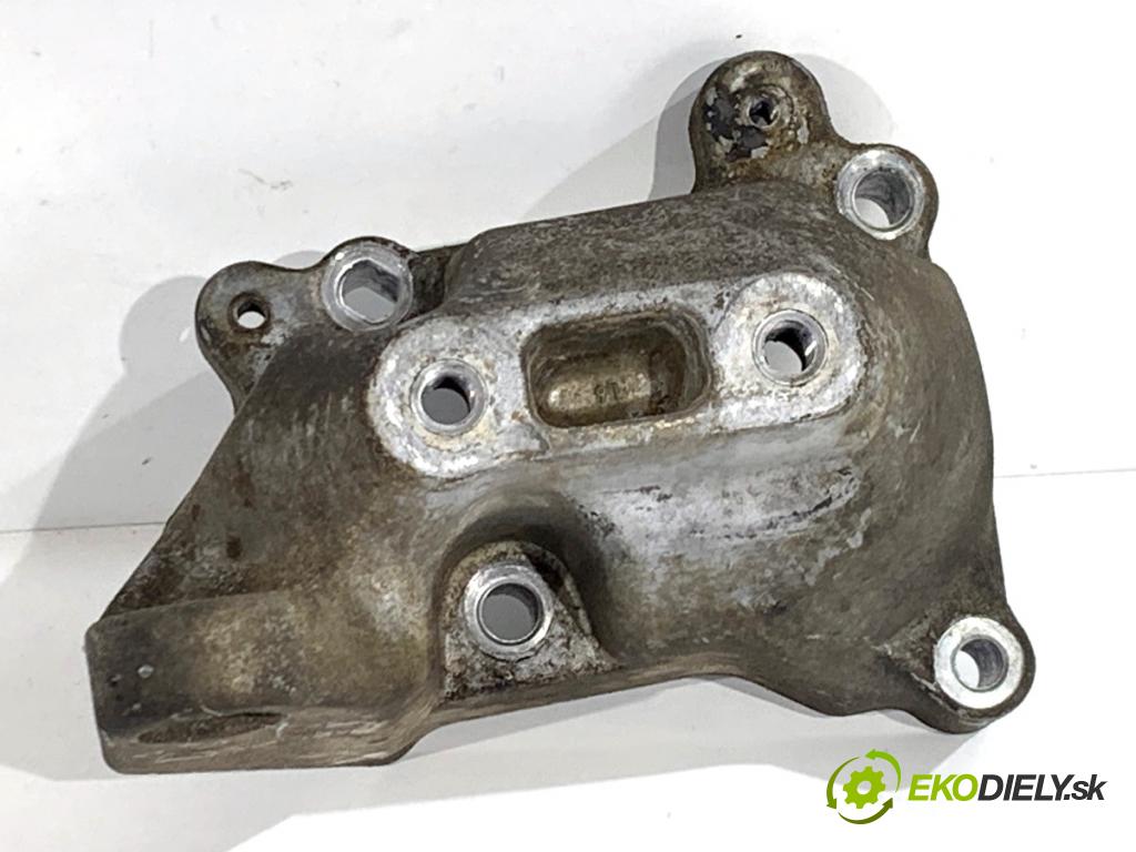 CHRYSLER 300C sedan 2007 160 kW 3.0 CRD 2987 Držiak Motor 04578182AA