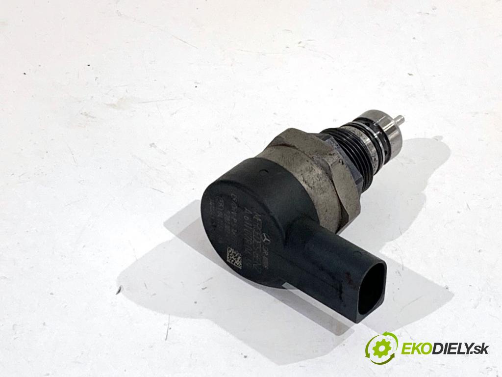 CHRYSLER 300C sedan 2007 160 kW 3.0 CRD 2987 Regulátor tlaku paliva A6110780449 (Palivový systém ostatní)