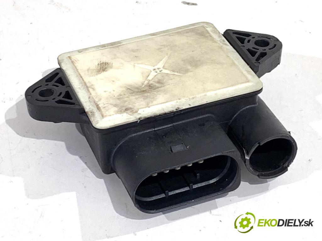 CHRYSLER 300C sedan 2007 160 kW 3.0 CRD 2987 relé svíček žhavení 0522140709 (Relé)