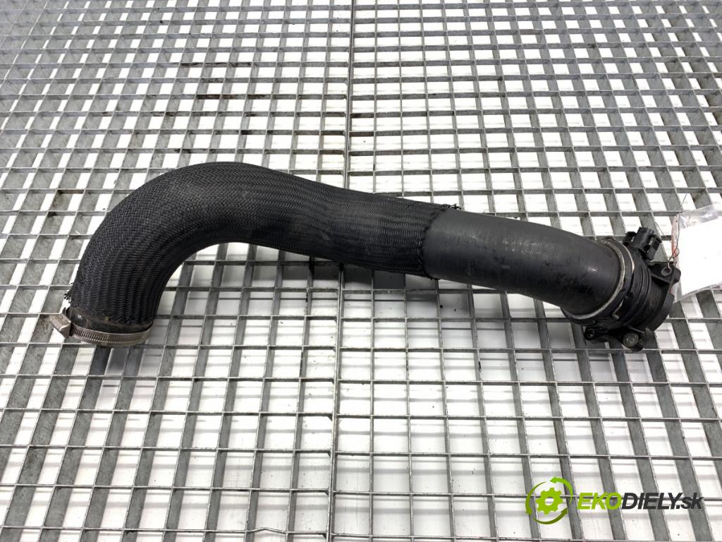 CHRYSLER 300C sedan 2007 160 kW 3.0 CRD 2987 Rúra vzduchu 04861690AD