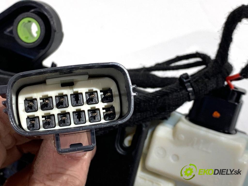 LAND ROVER RANGE ROVER EVOQUE SUV 2025 150 kW 2.0 D200 MHEV 4x4 1997 Kľučka vonkajšia pravy predný