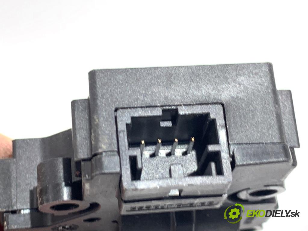 LAND ROVER RANGE ROVER EVOQUE SUV 2025 150 kW 2.0 D200 MHEV 4x4 1997 motor topení EGP0031 HK009001