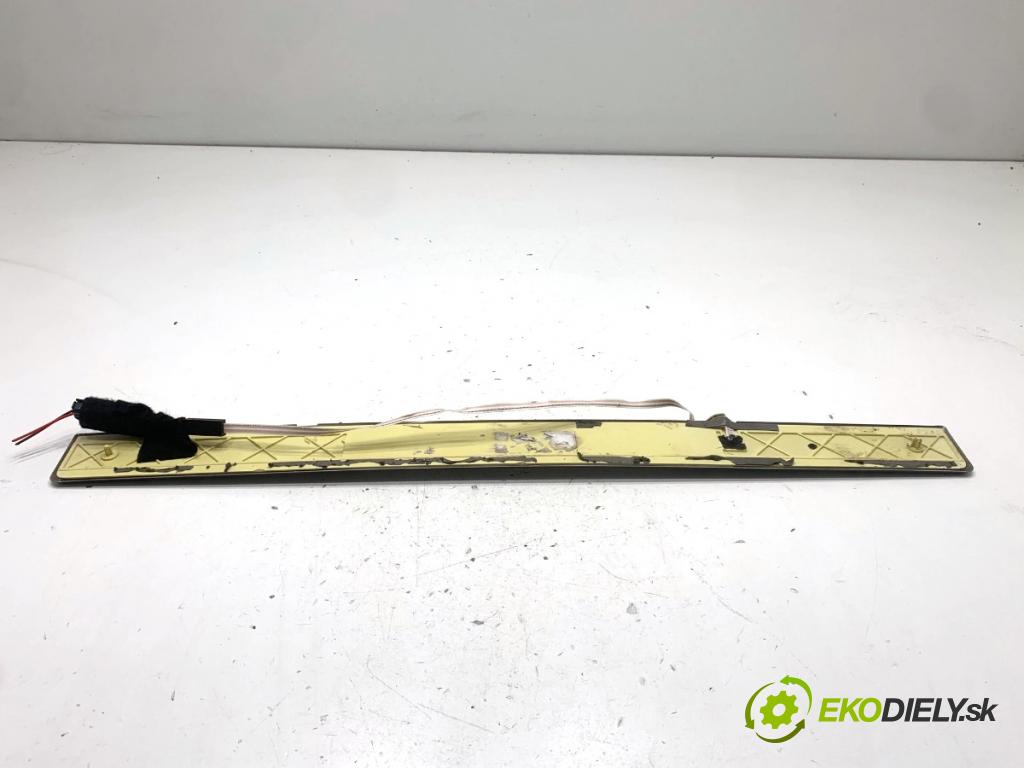 MERCEDES-BENZ W218 Kombi 2016 190 kW CLS 350 d 4-matic (218.994) 2987 lišta násada prahová přední část levá strana A2126801635