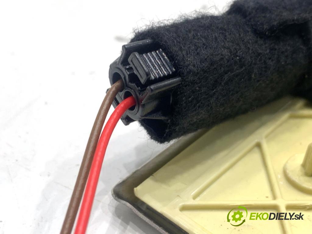 MERCEDES-BENZ W218 Kombi 2016 190 kW CLS 350 d 4-matic (218.994) 2987 lišta násada prahová přední část levá strana A2126801635