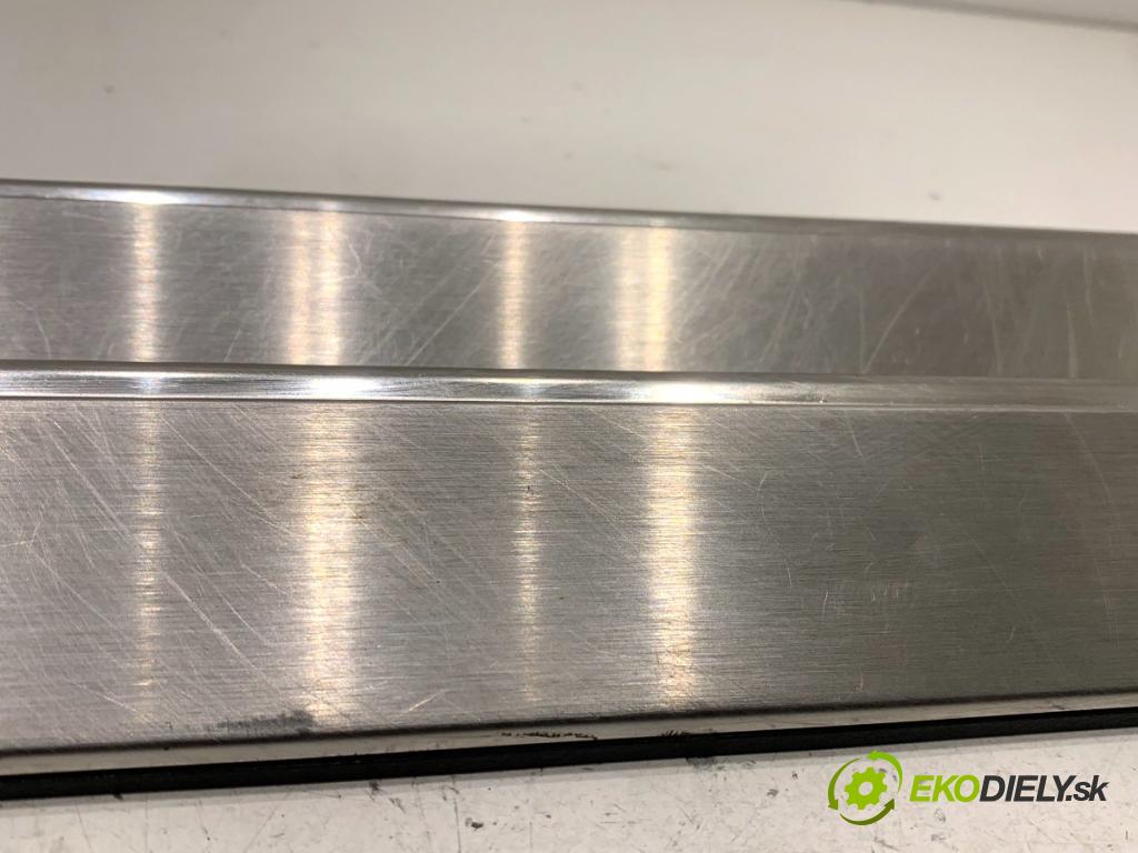 MERCEDES-BENZ W218 Kombi 2016 190 kW CLS 350 d 4-matic (218.994) 2987 lišty gumy pedálu PROGOWE A2186800135