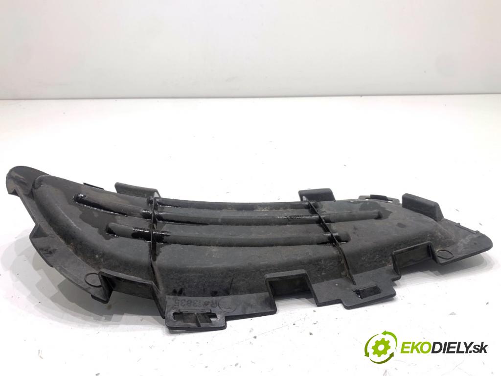 MERCEDES-BENZ W218 Kombi 2016 190 kW CLS 350 d 4-matic (218.994) 2987 mří nárazníka pravý přední část A2188851822