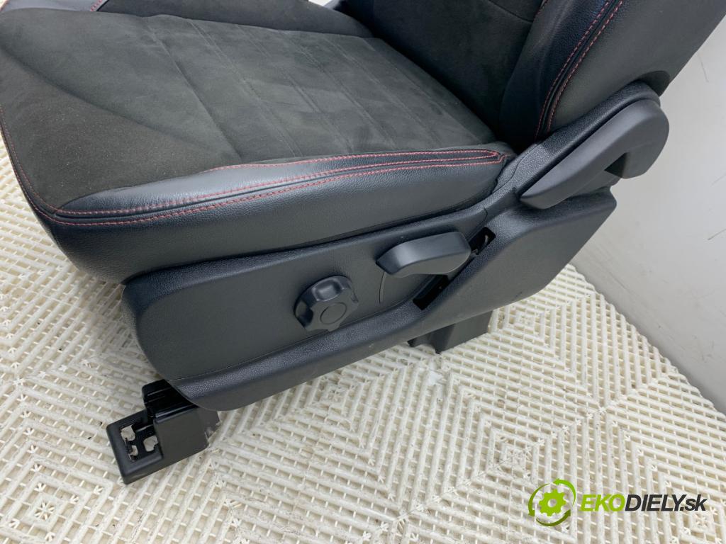 FORD ECOSPORT SUV 2018 103 kW 1.0 EcoBoost 998 Sedadlo ľavy predný