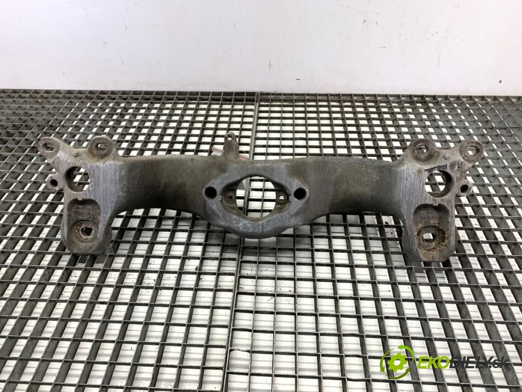 AUDI A4 B7 Kombi 2008 125 kW 2.0 TDI 1968 držák převodovky 8E0399263AL