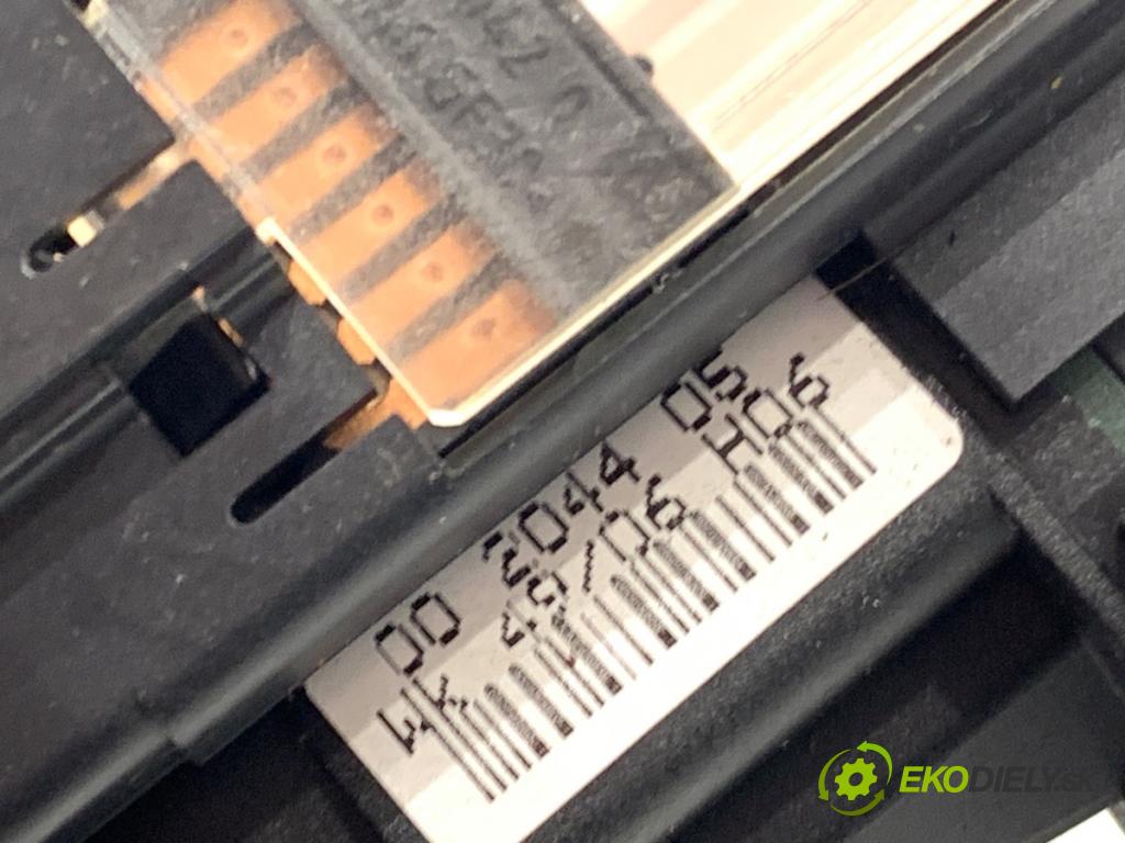 AUDI A4 B7 Kombi 2008 125 kW 2.0 TDI 1968 Krúžok, slimák airbag 4E0953541A (Airbag)