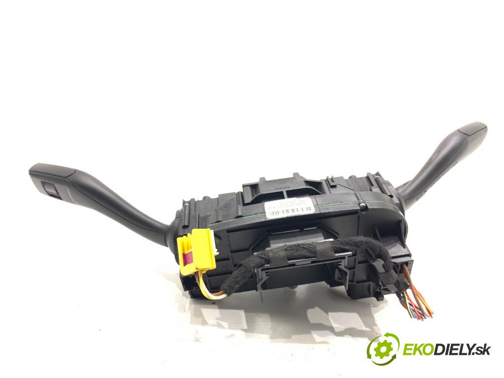 AUDI A4 B7 Kombi 2008 125 kW 2.0 TDI 1968 Prepínač kombinovaný 8E0953549Q (Prepínacie páčky pod volantom)