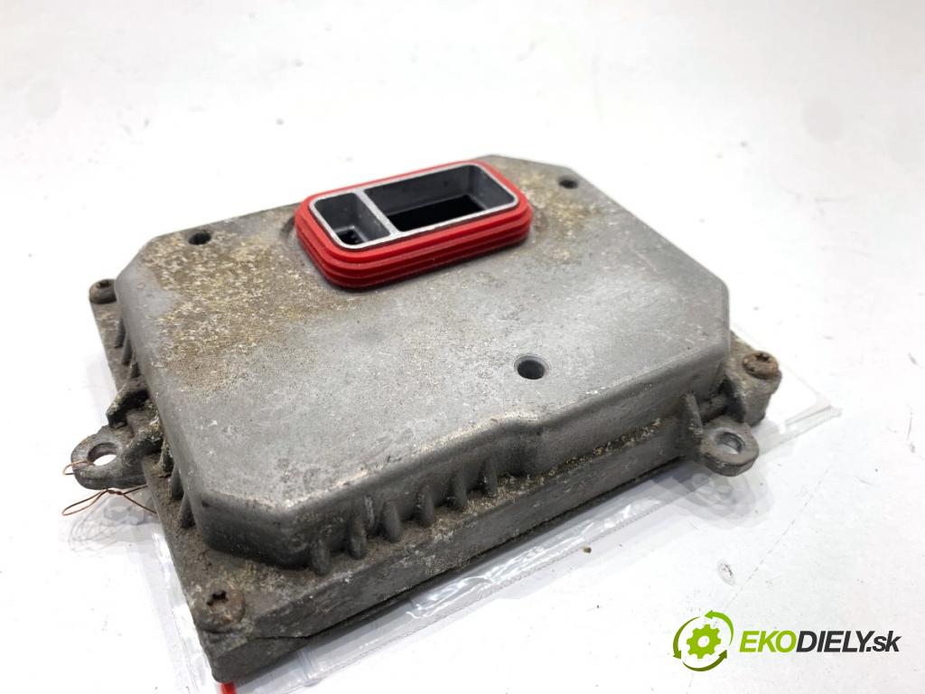 AUDI A4 B7 Kombi 2008 125 kW 2.0 TDI 1968 Menič XENON 1307329115 (Riadiaca jednotka xenónu)