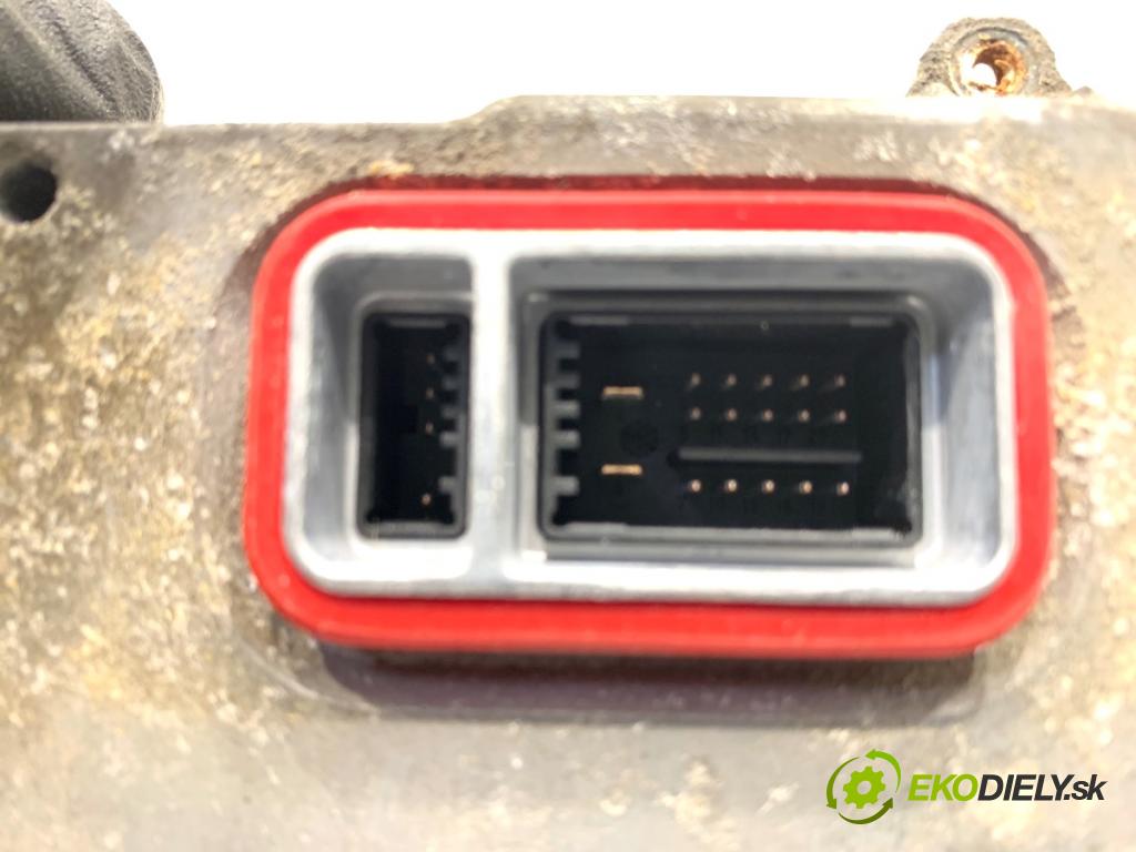 AUDI A4 B7 Kombi 2008 125 kW 2.0 TDI 1968 Menič XENON 1307329115 (Riadiaca jednotka xenónu)