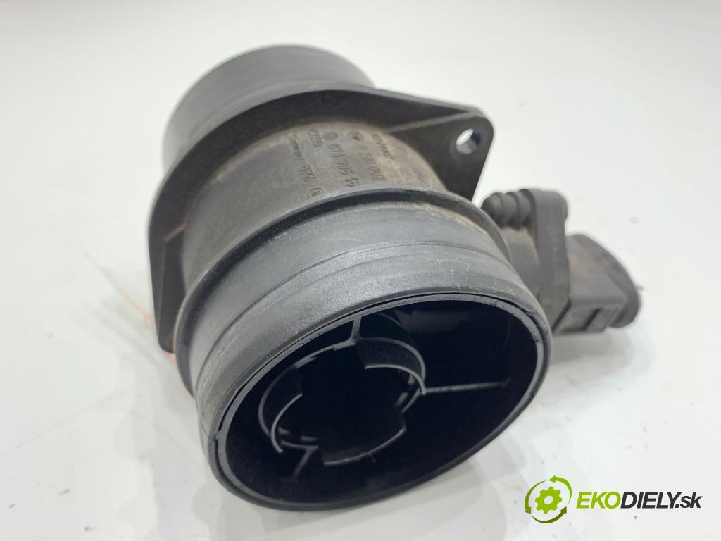 AUDI A4 B7 Kombi 2008 125 kW 2.0 TDI 1968 Váha vzduchu 074906461B (Váha vzduchu)