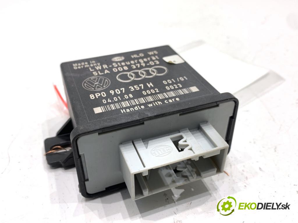 AUDI A4 B7 Kombi 2008 125 kW 2.0 TDI 1968 Modul svetiel 8P0907357H (Riadiaca jednotka ostatné)