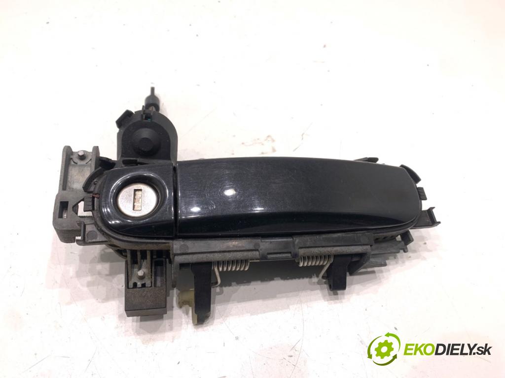 AUDI A4 B7 Kombi 2008 125 kW 2.0 TDI 1968 klika vnejší levý přední část 