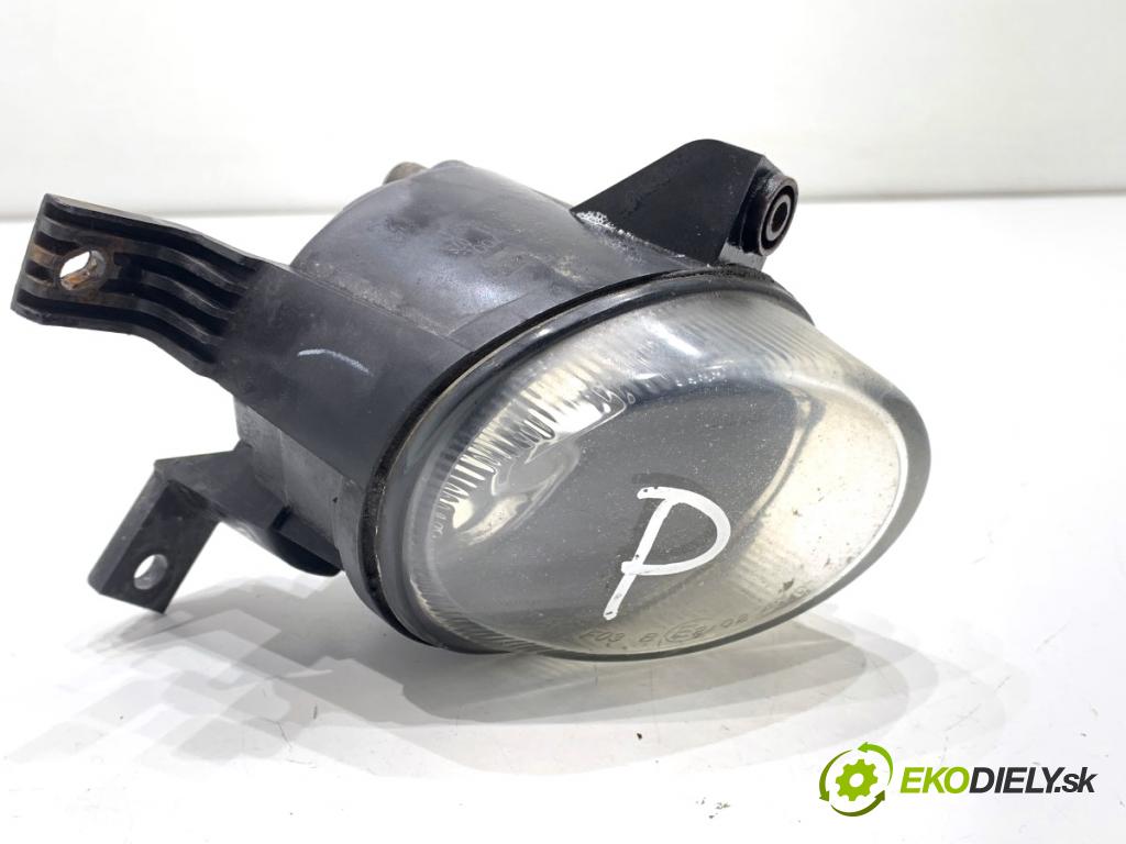 AUDI A4 B7 Kombi 2008 125 kW 2.0 TDI 1968 Hmlové svetlo, hmlovka pravy predný 8E0941700C