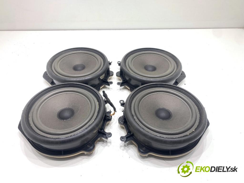 AUDI A4 B7 Kombi 2008 125 kW 2.0 TDI 1968 reproduktory 8E0035411