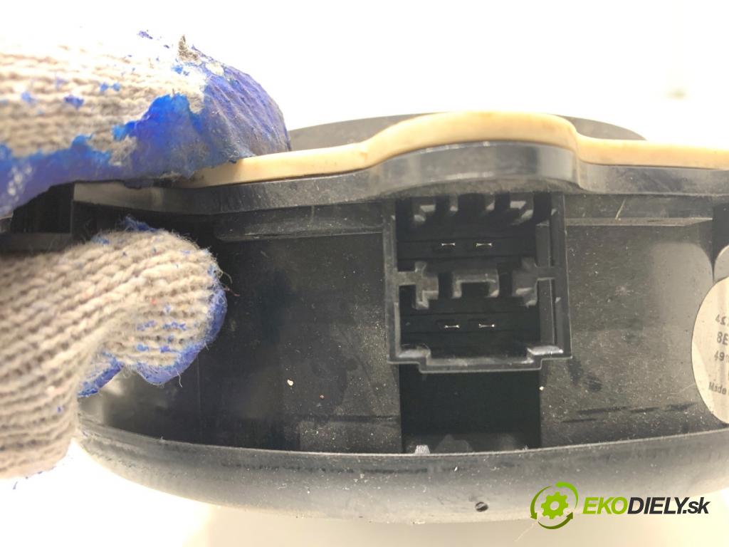 AUDI A4 B7 Kombi 2008 125 kW 2.0 TDI 1968 reproduktory 8E0035411