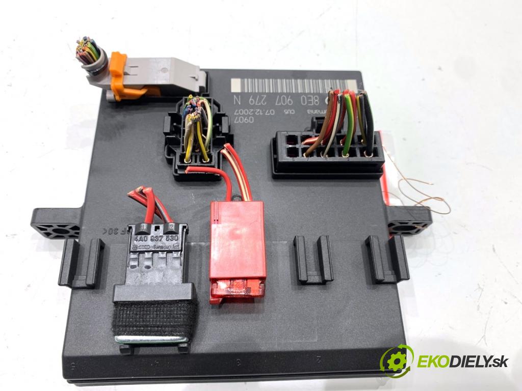 AUDI A4 B7 Kombi 2008 125 kW 2.0 TDI 1968 Modul svetiel 8E0907279N (Riadiaca jednotka ostatné)