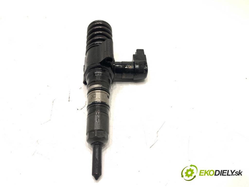 AUDI A4 B7 Kombi 2008 125 kW 2.0 TDI 1968 Vstrekovač 03G130073T (Vstrekovač paliva)