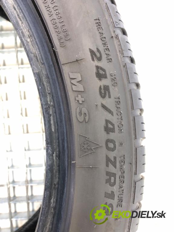 --- ---      PNEUMATIKY: PARA: VÍCENÁ SEZÓNA: 245/40 19" IMPERIAL: