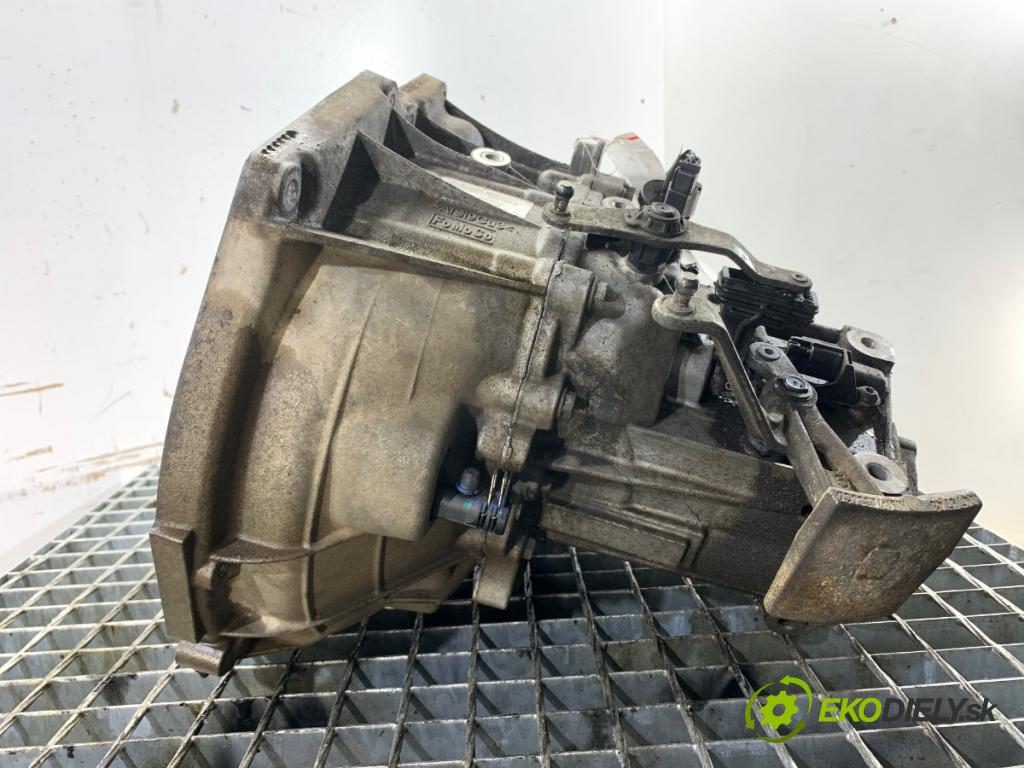 FORD TRANSIT COURIER Nadwozie pełne/minivan 2018 74 kW 1.0 EcoBoost 998 převodovka JT7R7002BFC (Převodovka)