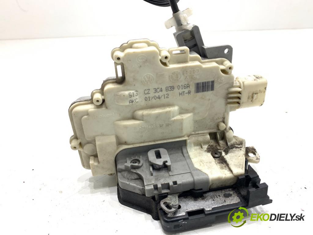 VW PASSAT B7 Kombi 2012 100 kW 2.0 TDI 1968 zámok Dvere pravy zad 3C4839016A