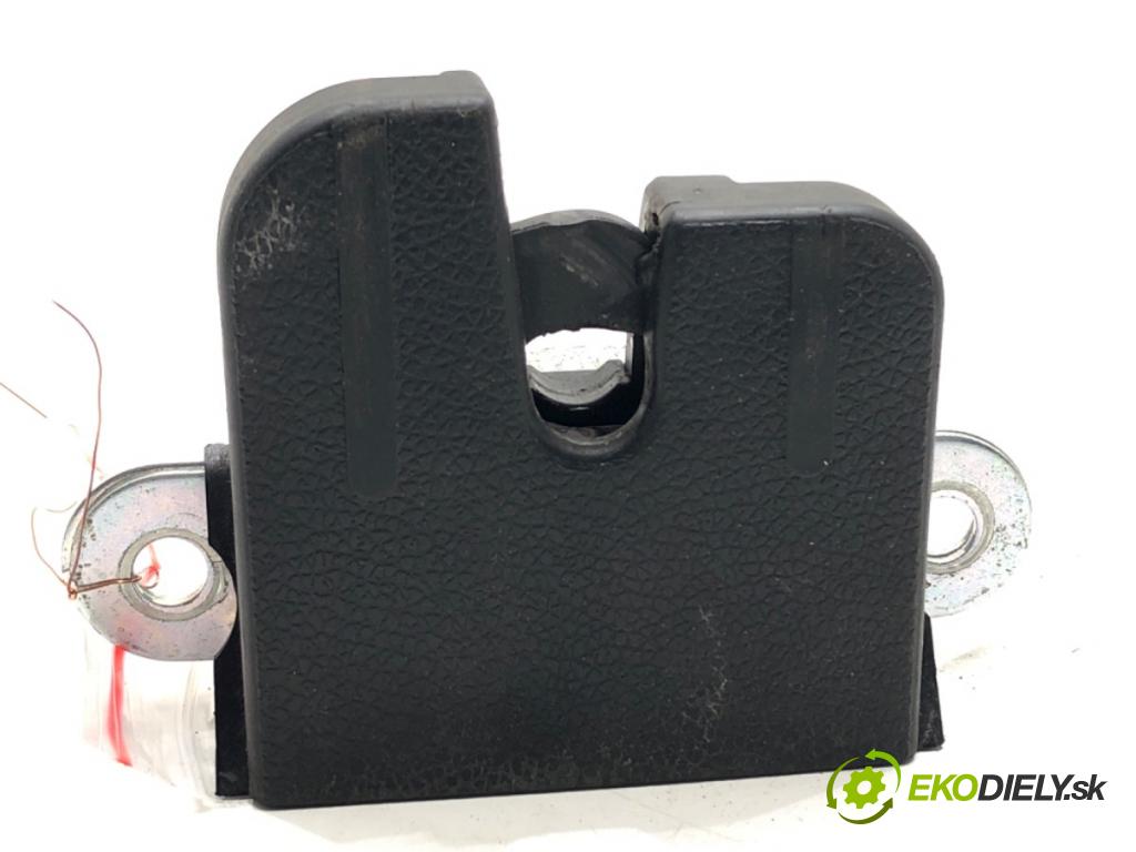 VW PASSAT B7 Kombi 2012 100 kW 2.0 TDI 1968 zámok dveří zadní část 5K0827505A