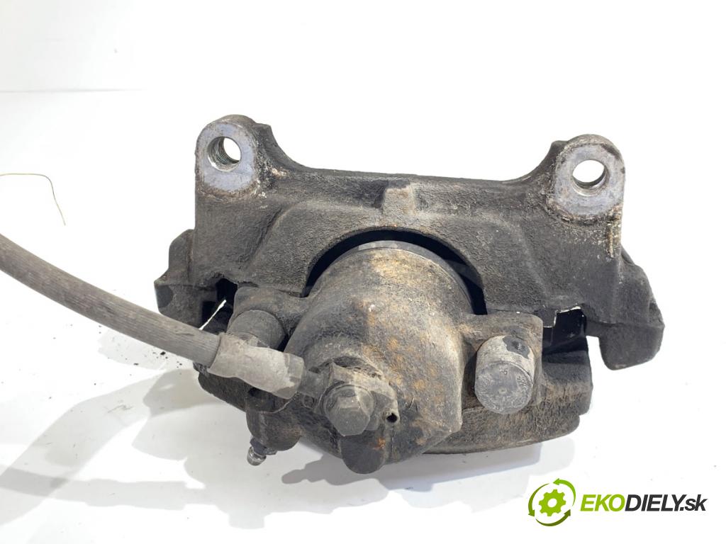 VW PASSAT B7 Kombi 2012 100 kW 2.0 TDI 1968 brzdič třmen pravý přední část