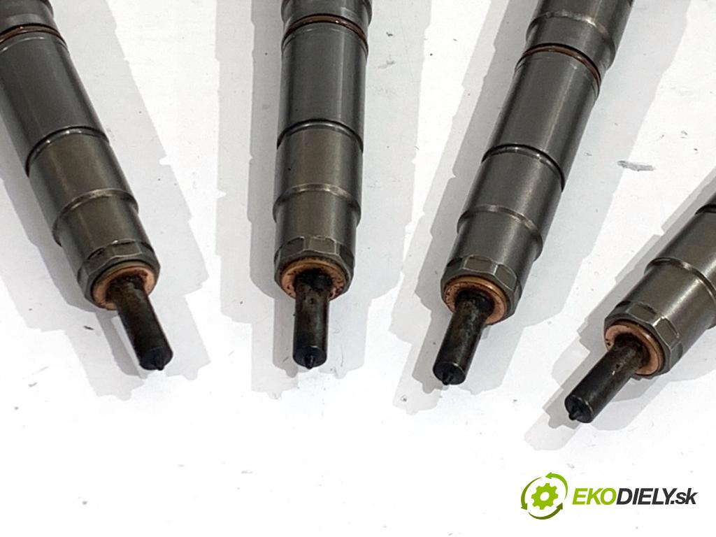 VW PASSAT B7 Kombi 2012 100 kW 2.0 TDI 1968 vstřikovací ventily 03L130277J