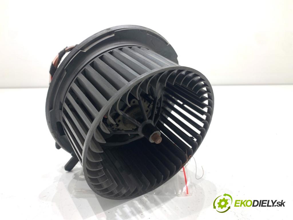 VW PASSAT B7 Kombi 2012 100 kW 2.0 TDI 1968 ventilátor kúrenia 3C0907521F