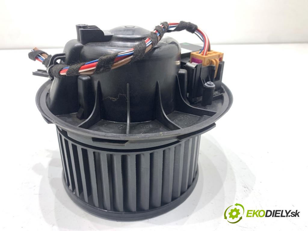VW PASSAT B7 Kombi 2012 100 kW 2.0 TDI 1968 ventilátor kúrenia 3C0907521F