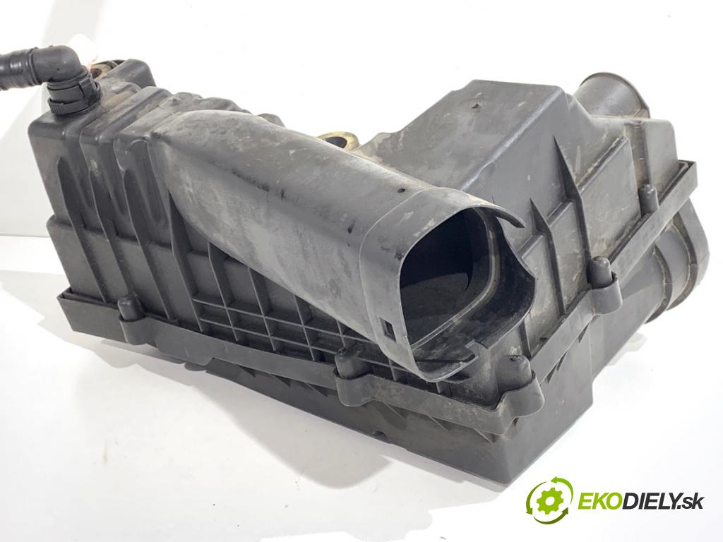 VW PASSAT B7 Kombi 2012 100 kW 2.0 TDI 1968 Obal filtra vzduchu 3C0129601 (Obal vzduchového filtra)