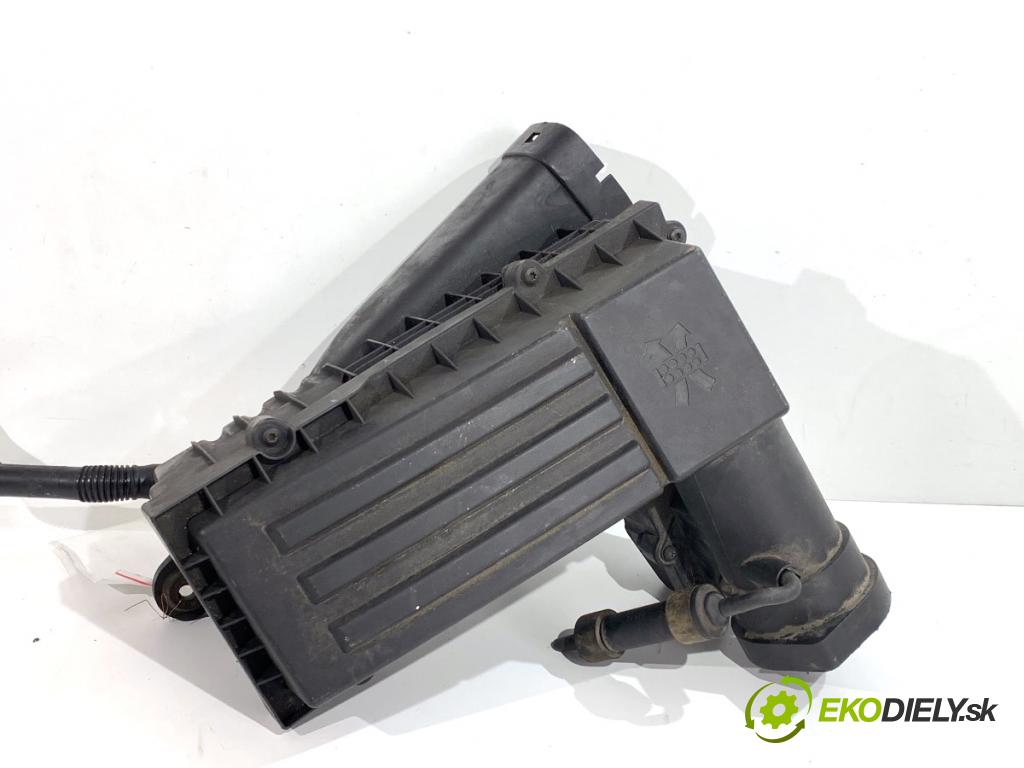 VW PASSAT B7 Kombi 2012 100 kW 2.0 TDI 1968 Obal filtra vzduchu 3C0129601 (Obal vzduchového filtra)