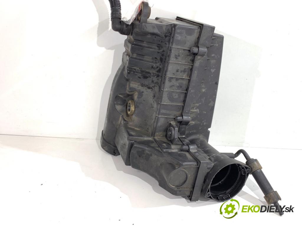 VW PASSAT B7 Kombi 2012 100 kW 2.0 TDI 1968 Obal filtra vzduchu 3C0129601 (Obal vzduchového filtra)