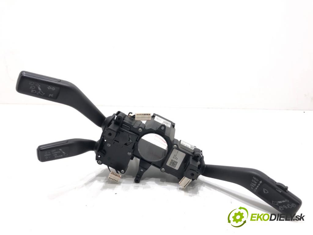 VW PASSAT B7 Kombi 2012 100 kW 2.0 TDI 1968 Prepínač kombinovaný 3C9953502B (Prepínacie páčky pod volantom)