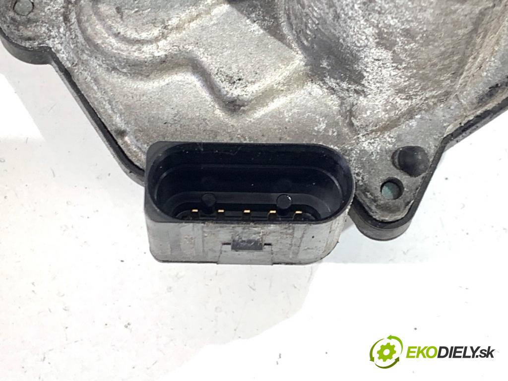 VW PASSAT B7 Kombi 2012 100 kW 2.0 TDI 1968 škrtíci klapka 03L128063R (Škrticí klapka)