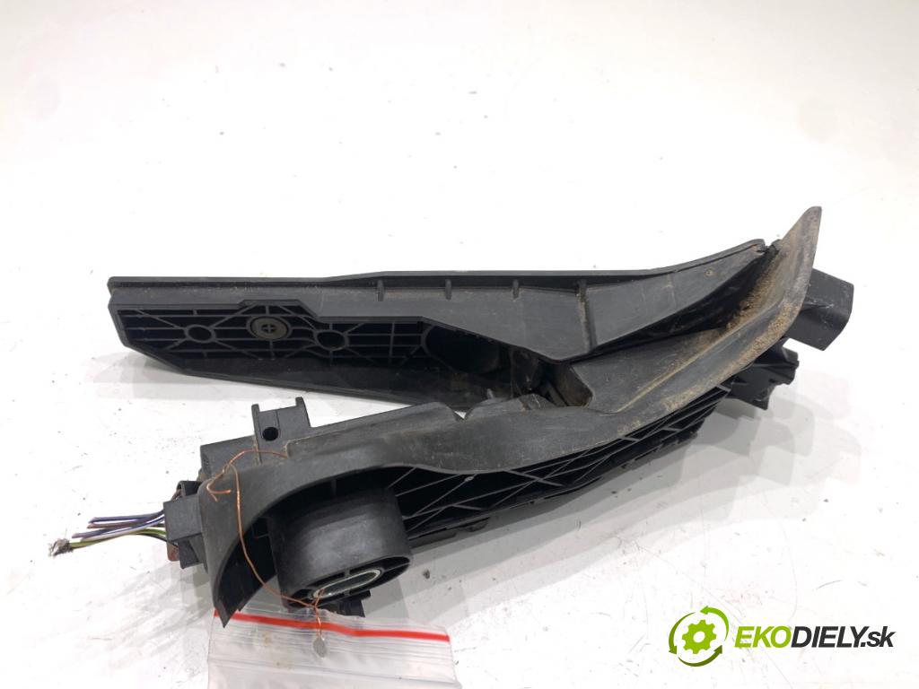 VW PASSAT B7 Kombi 2012 100 kW 2.0 TDI 1968 Potenciometer plynu 1K1721503AS (Potenciometer plynového pedálu)