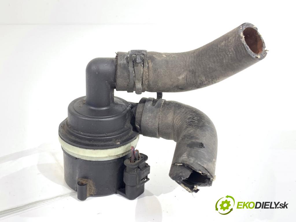 VW PASSAT B7 Kombi 2012 100 kW 2.0 TDI 1968 DALŠÍ: pumpa vody 5N0965561A (Vodní pumpa)