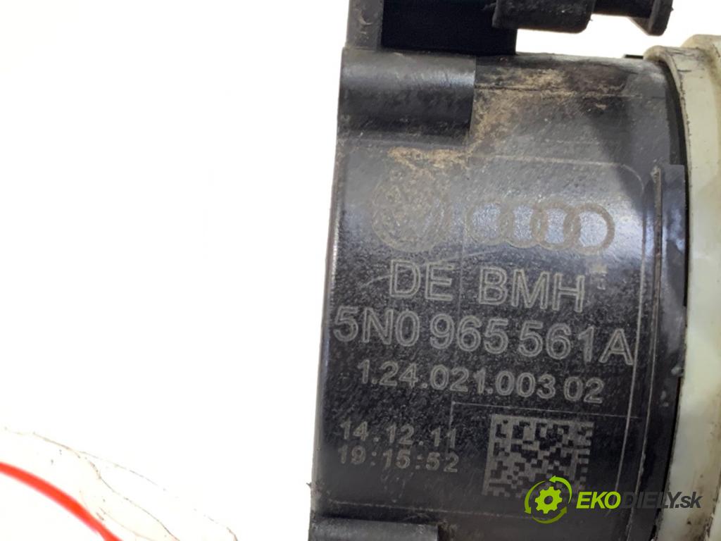 VW PASSAT B7 Kombi 2012 100 kW 2.0 TDI 1968 DALŠÍ: Pumpa vody 5N0965561A (Vodná pumpa)