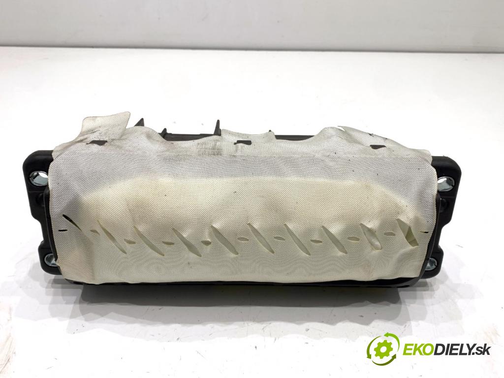 VW PASSAT B7 Kombi 2012 100 kW 2.0 TDI 1968 AirBag spolujezdce 3AA880204 (Airbag)