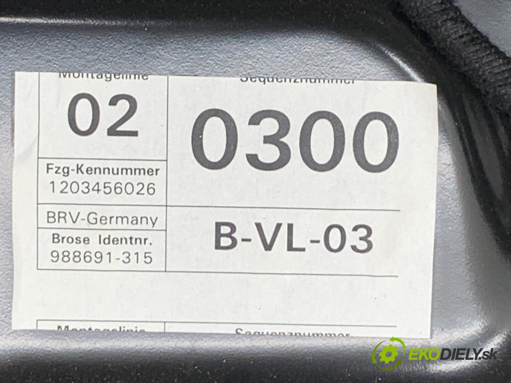 VW PASSAT B7 Kombi 2012 100 kW 2.0 TDI 1968 mechanismus okna levý přední část 3AA837755